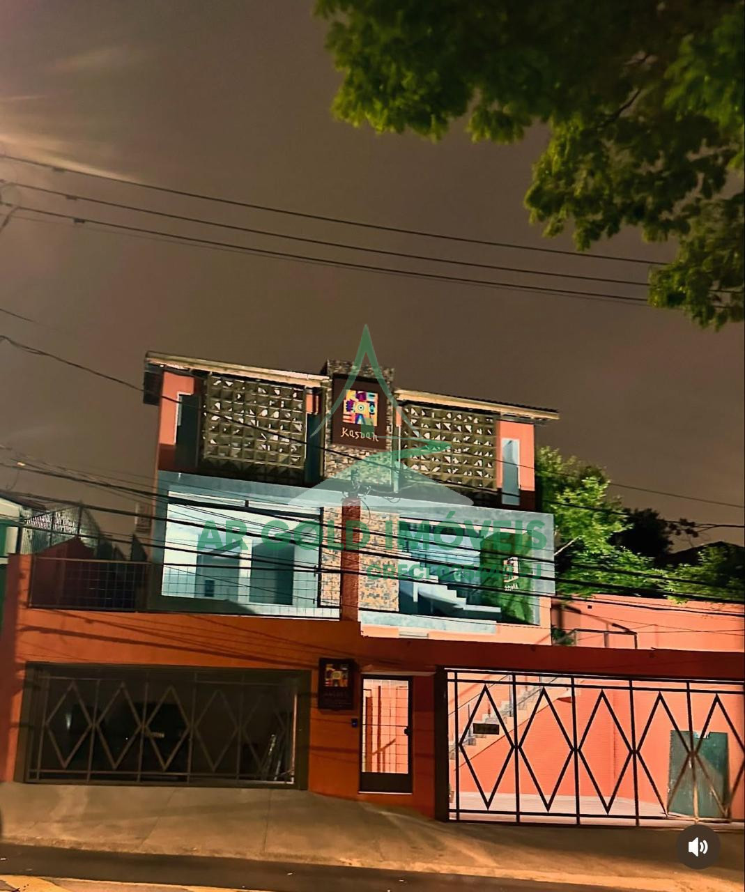 Casa comercial à venda ou locação em Perdizes | 550m² | 4 vagas | Rooftop | Piscina