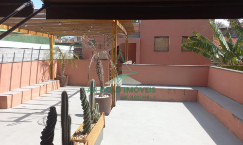 Casa comercial à venda ou locação em Perdizes | 550m² | 4 vagas | Rooftop | Piscina