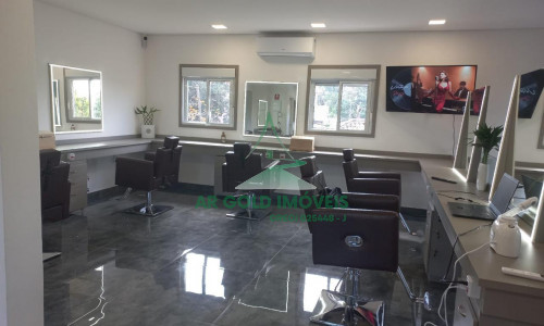 Casa comercial à venda ou locação em Perdizes | 550m² | 4 vagas | Rooftop | Piscina