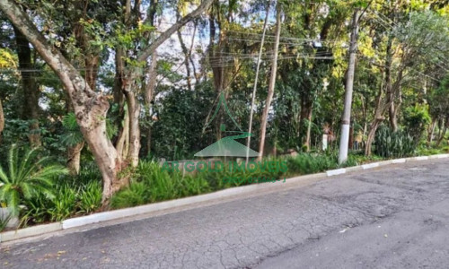 Sobrado em condomínio à venda no Butantã | 179m² | 3 suítes | 3 vagas | Bosque
