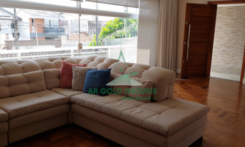 Casa à venda na Vila Ipojuca | 3 dorms (2 suítes) | 5 vagas | Escritório | Salão