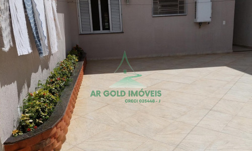 Casa à venda na Vila Ipojuca | 3 dorms (2 suítes) | 5 vagas | Escritório | Salão