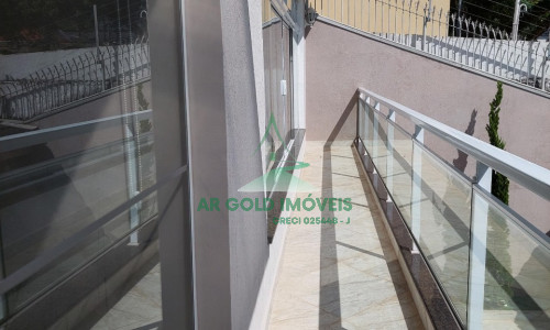 Casa à venda na Vila Ipojuca | 3 dorms (2 suítes) | 5 vagas | Escritório | Salão