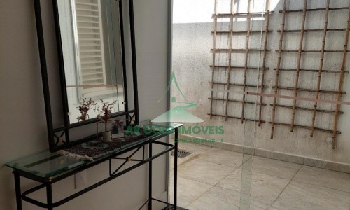 Casa à venda na Vila Ipojuca | 3 dorms (2 suítes) | 5 vagas | Escritório | Salão