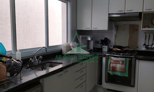 Casa à venda na Vila Ipojuca | 3 dorms (2 suítes) | 5 vagas | Escritório | Salão