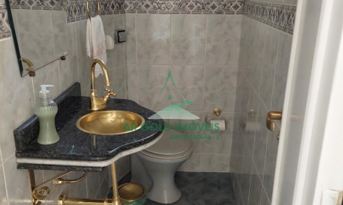 Casa à venda na Vila Ipojuca | 3 dorms (2 suítes) | 5 vagas | Escritório | Salão