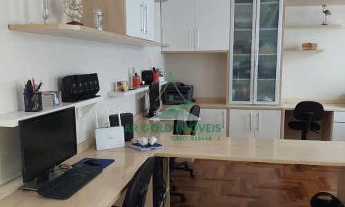 Casa à venda na Vila Ipojuca | 3 dorms (2 suítes) | 5 vagas | Escritório | Salão