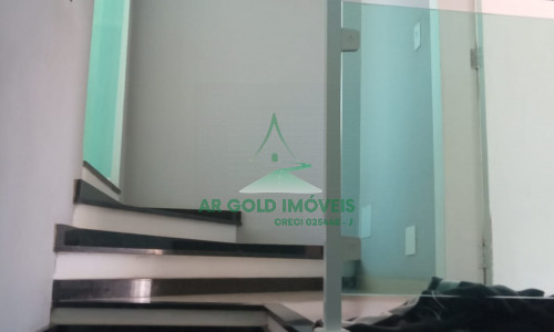 Casa à venda no Jaraguá | 3 dorms (1 suíte) | 3 andares | Churrasqueira | 1 vaga