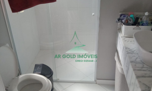 Casa à venda no Jaraguá | 3 dorms (1 suíte) | 3 andares | Churrasqueira | 1 vaga