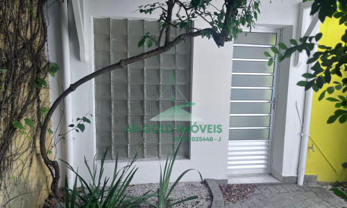 Casa para locação na Vila Madalena | 400m² | 3 dorms (2 suítes) | 7 vagas | Escritório