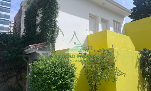 Casa para locação na Vila Madalena | 400m² | 3 dorms (2 suítes) | 7 vagas | Escritório