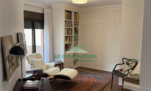 Apartamento para locação no Edifício Villa D’Este | 224m² | 2 suítes | 3 vagas | Mobiliado
