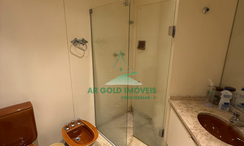 Apartamento para locação no Edifício Villa D’Este | 224m² | 2 suítes | 3 vagas | Mobiliado