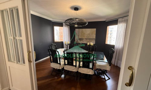 Apartamento para locação no Edifício Villa D’Este | 224m² | 2 suítes | 3 vagas | Mobiliado