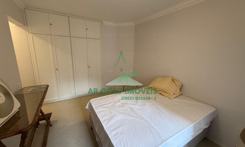 Apartamento para locação no Edifício Villa D’Este | 224m² | 2 suítes | 3 vagas | Mobiliado