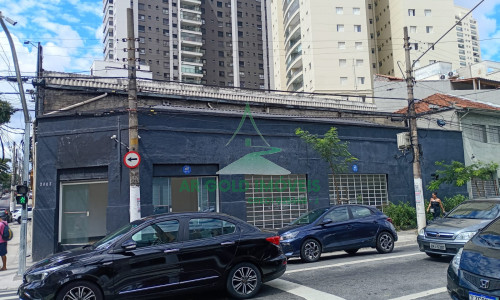 Loja comercial para locação na Lapa | 100m² | Esquina | 2 vitrines | Alto fluxo