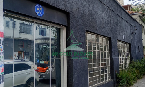 Loja comercial para locação na Lapa | 100m² | Esquina | 2 vitrines | Alto fluxo