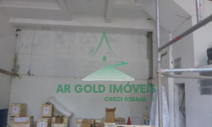 Prédio comercial à venda na Lapa | 450m² construídos | 250m² terreno | Renda locada