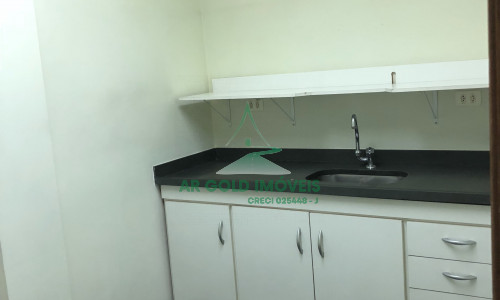 Conjunto comercial na Faria Lima | 134m² | reformado | 5 salas | terraço