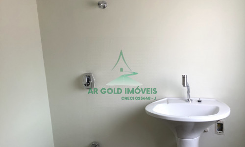 Conjunto comercial na Faria Lima | 134m² | reformado | 5 salas | terraço