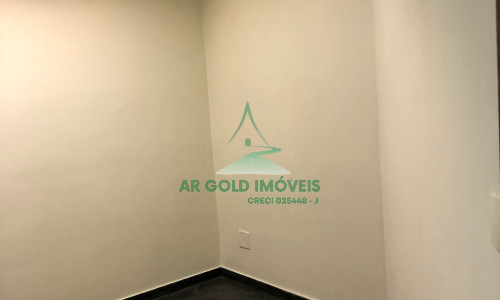 Conjunto comercial na Faria Lima | 134m² | reformado | 5 salas | terraço