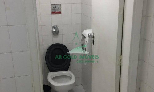 Conjunto comercial para locação na Faria Lima | 137m² | reformado | 5 salas | terraço