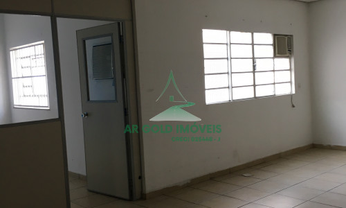 Conjunto comercial na Faria Lima | 102m² | 2 banheiros | copa | funcional