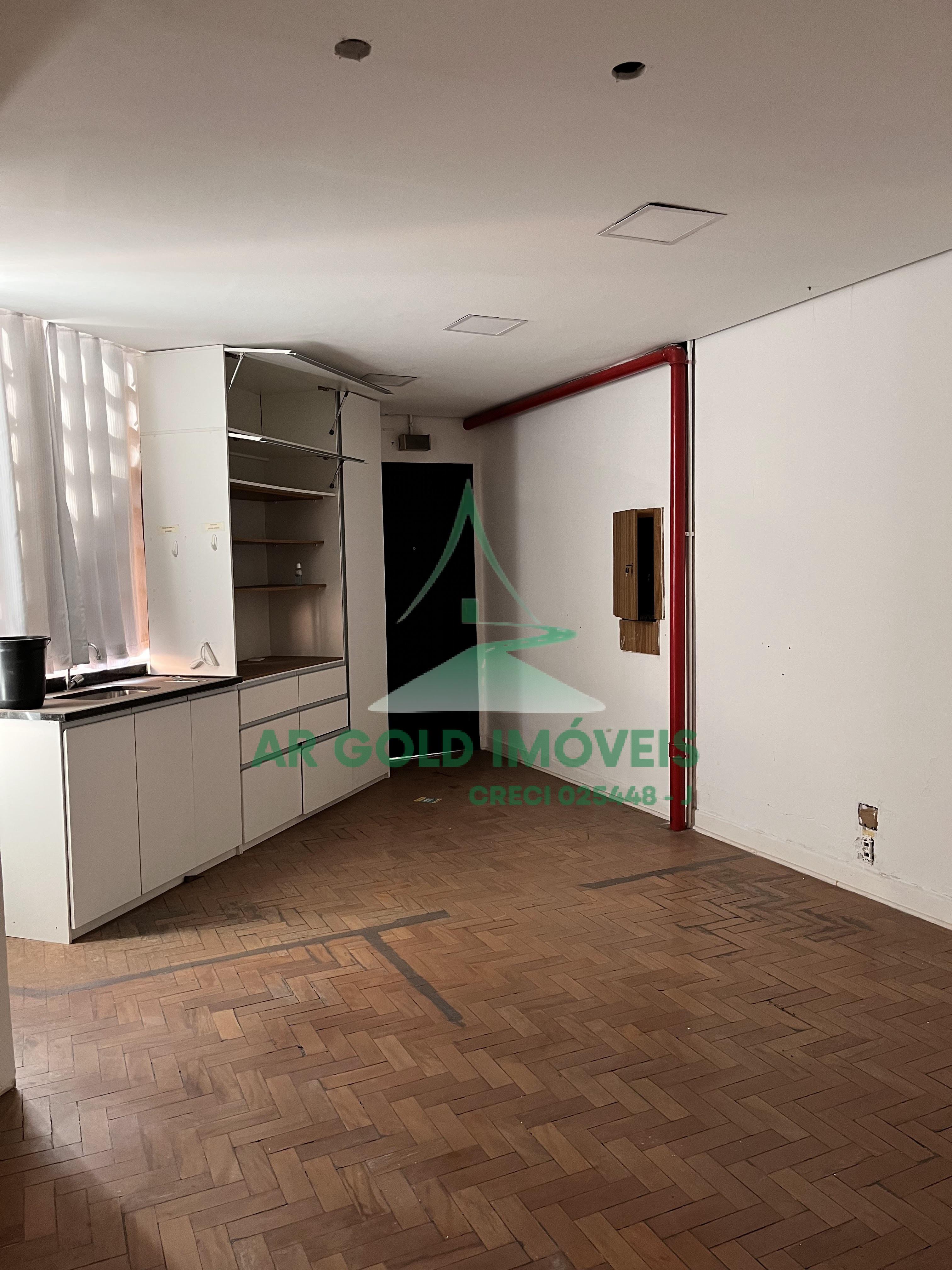 Conjunto comercial na Faria Lima | 137m² | 4 salas | recepção | pronto