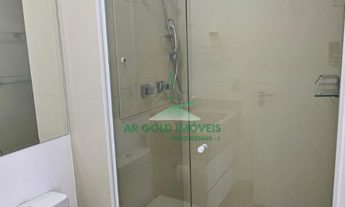 Apartamento mobiliado no Itaim Bibi | 40m² | varanda | andar alto | 1 vaga