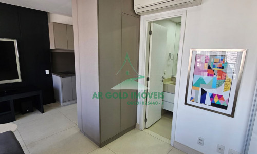 Apartamento mobiliado no Itaim Bibi | 40m² | varanda | andar alto | 1 vaga