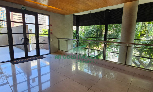 Apartamento mobiliado no Itaim Bibi | 40m² | varanda | andar alto | 1 vaga