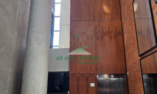 Apartamento mobiliado no Itaim Bibi | 40m² | varanda | andar alto | 1 vaga