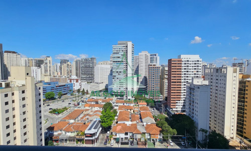 Apartamento mobiliado no Itaim Bibi | 40m² | varanda | andar alto | 1 vaga