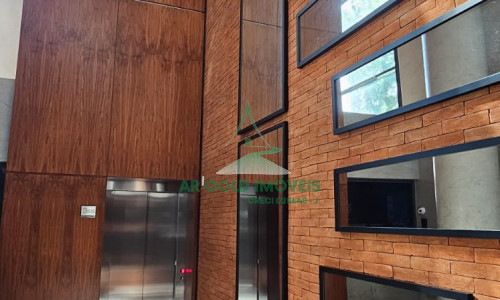 Apartamento mobiliado no Itaim Bibi | 40m² | varanda | andar alto | 1 vaga