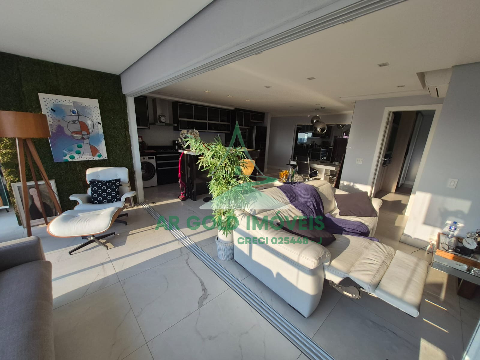 Apartamento alto padrão em Pinheiros | 84m² | vista cinematográfica | 2 vagas