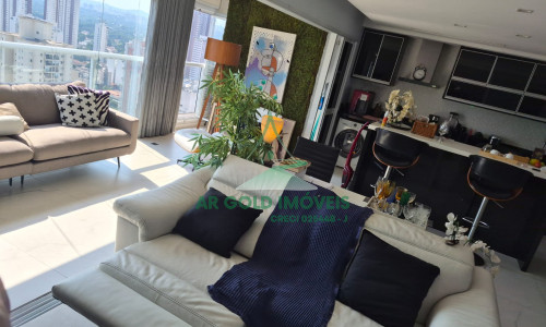 Apartamento alto padrão em Pinheiros | 84m² | vista cinematográfica | 2 vagas