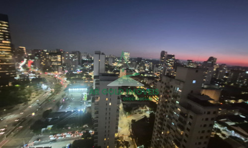 Apartamento alto padrão em Pinheiros | 84m² | vista cinematográfica | 2 vagas