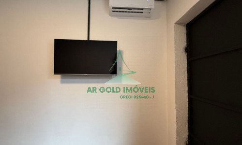 Galpão comercial na Vila Leopoldina | 182m² | moderno | até 10 veículos