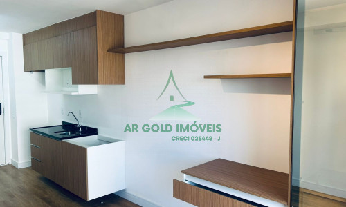 Studio em Pinheiros ao lado do metrô | 24m² | planejados | lazer completo