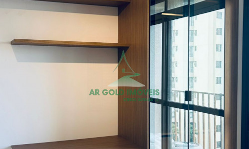 Studio em Pinheiros ao lado do metrô | 24m² | planejados | lazer completo