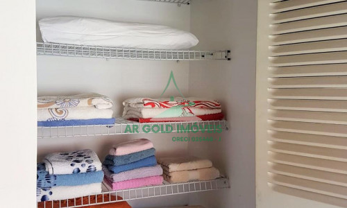 Sobrado Tríplex na Lapa | 3 Suítes | 6 Vagas | Lareira e Escritório | 215m²