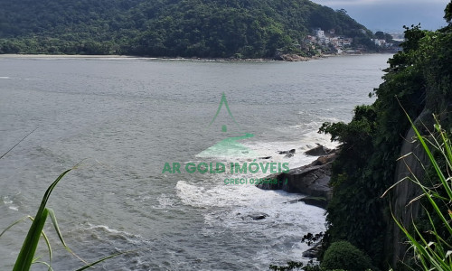 Prédio residencial 3 pavimentos com 1.200m² | Ilha Porchat | vista e potencial