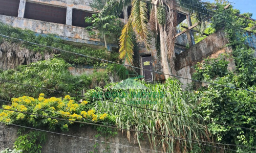 Prédio residencial 3 pavimentos com 1.200m² | Ilha Porchat | vista e potencial