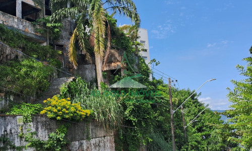 Prédio residencial 3 pavimentos com 1.200m² | Ilha Porchat | vista e potencial