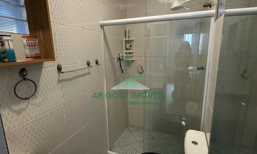 Casa com piscina, churrasqueira e fogão a lenha | 2 suítes | 2 vagas | Enseada