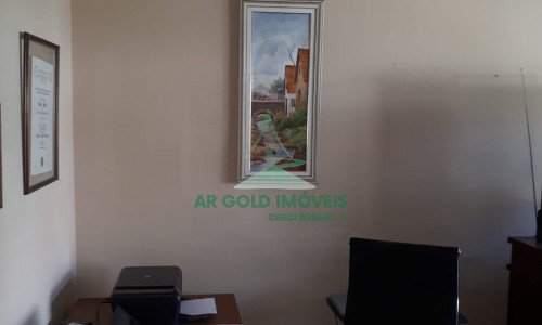 Casa à venda em Alto de Pinheiros | 362m² | 4 suítes | 3 vagas | Piscina