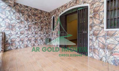 Casa à venda no Jaraguá | 128m² | 4 dormitórios | 2 vagas | Quintal com churrasqueira