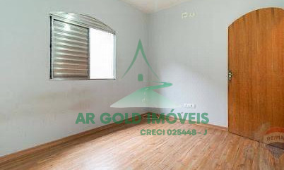 Casa à venda no Jaraguá | 128m² | 4 dormitórios | 2 vagas | Quintal com churrasqueira