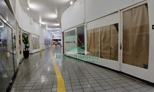 Loja para locação na República | 70m² | Mezanino | Ao lado do Metrô República