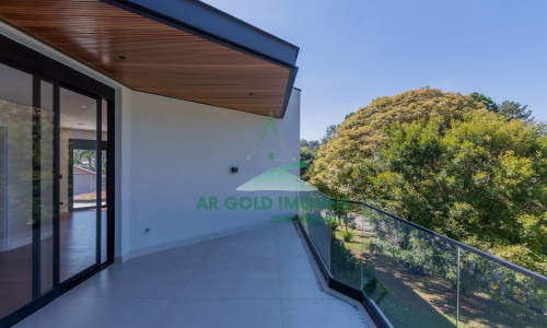 Casa à Venda no Residencial Alphaville 10 | 516m² | 4 Suítes | Retrofit Completo | 12 Vagas